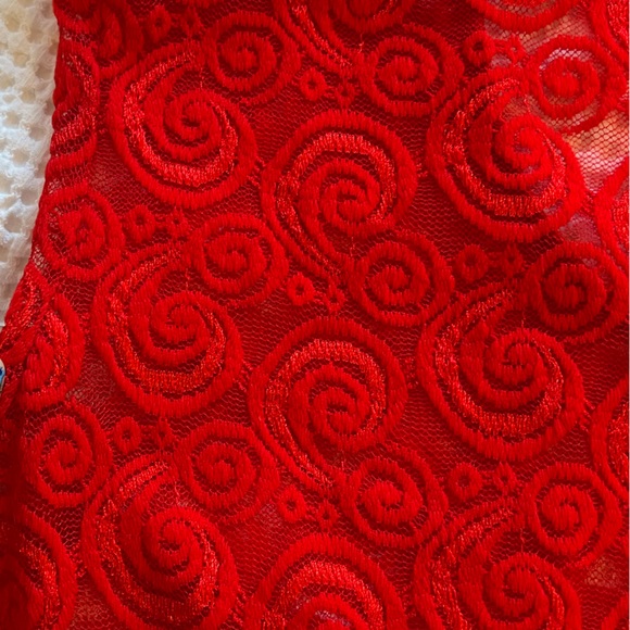 Dreamgirl Red Lace Top with Heart - Picture 7 of 9